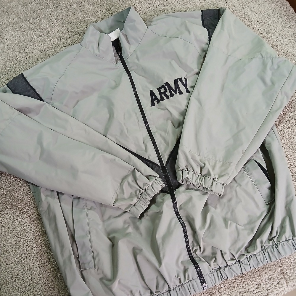 Skilcraft US Army IPFU Fitness Jacket Gray Windbreaker Reflective Training Coat